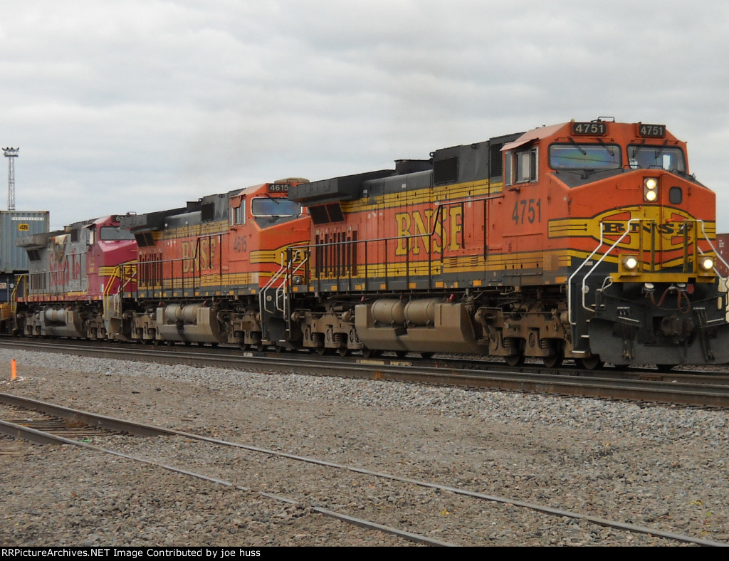 BNSF 4751 East